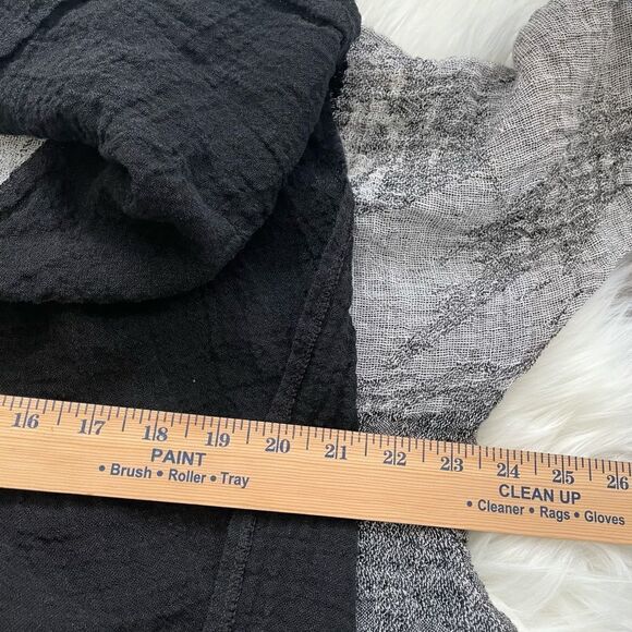 igor dobranic plaid Black/white oversized linen blouse Tunic size S 340 - Picture 6 of 7